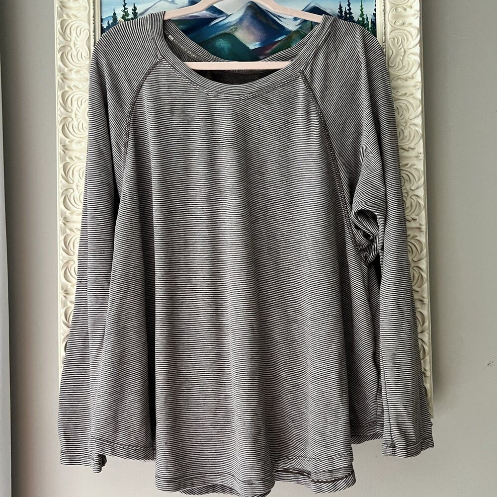 Tommy‎ hillfiger sport Shirt Men’s Large Long Sleeve Soft Stretch